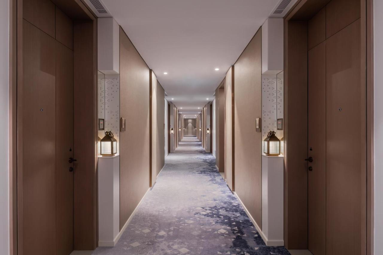 Palace Beach Resort 푸자이라 외부 사진 Corridor