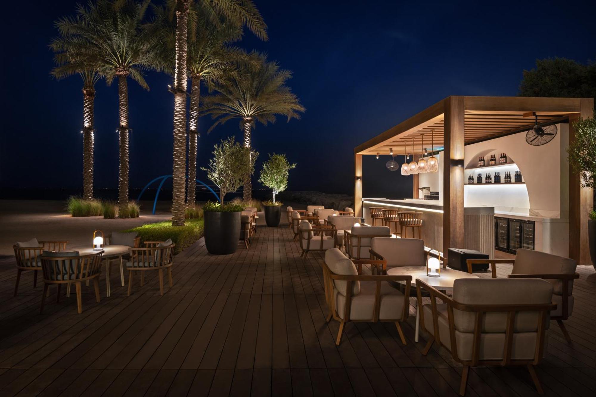 Palace Beach Resort 푸자이라 외부 사진 The Beach
